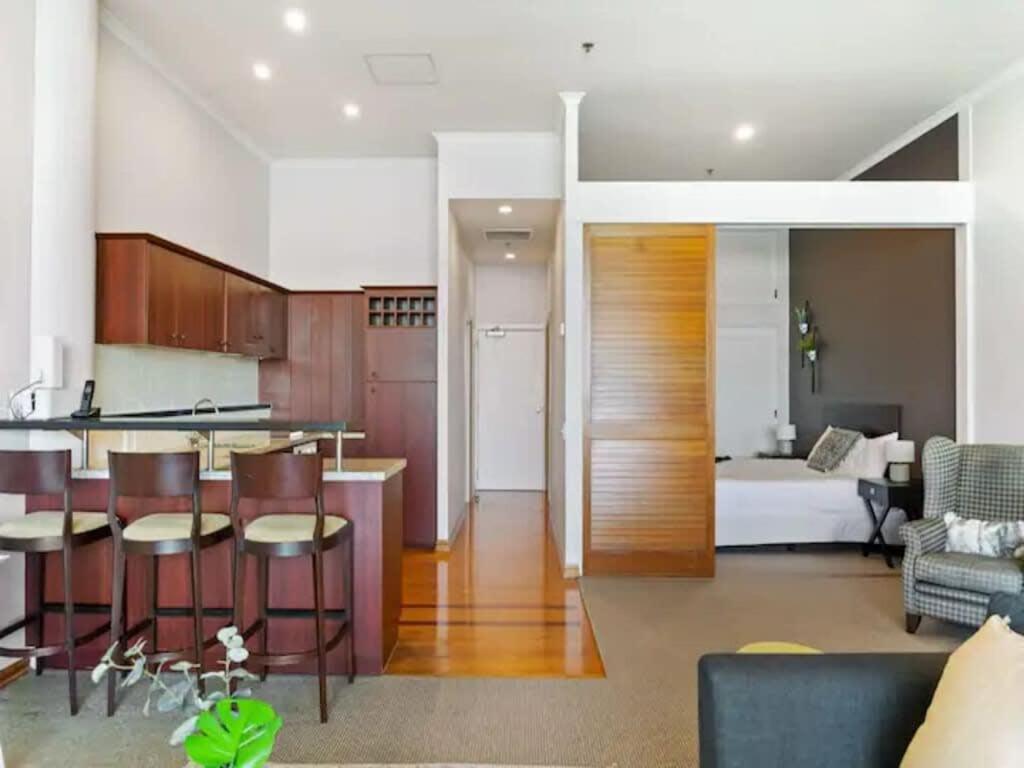 Relaxing Sea Wharf View Apartment オークランド エクステリア 写真